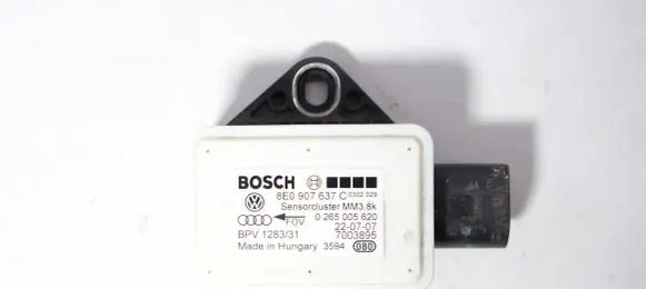 Audi A4 S4 B6 8E 8H ESP acceleration yaw rate sensor 8E0907637C