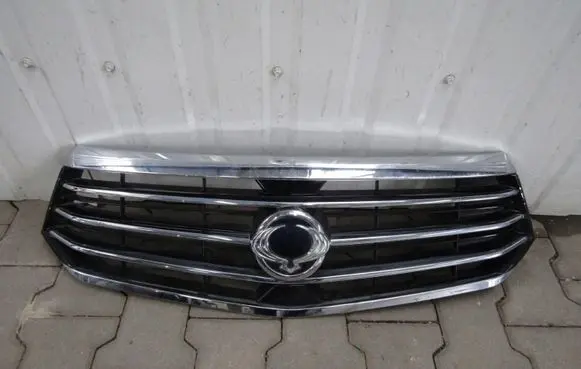 SsangYong Rodius Front bumper upper radiator grill 79412-21620