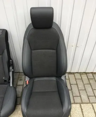 Honda HR-V Front driver seat 