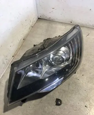Skoda Superb B6 (3T) Headlight/headlamp 3T1941015H 8U0941329 8K0941597E