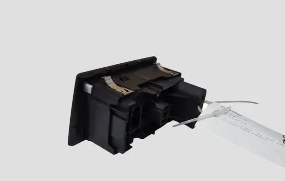 Opel Zafira B Light switch 13205868