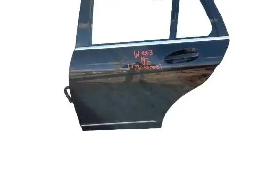Mercedes-Benz C W204 Rear door 33D7