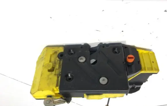 Volvo S60 Rear door lock 8650552