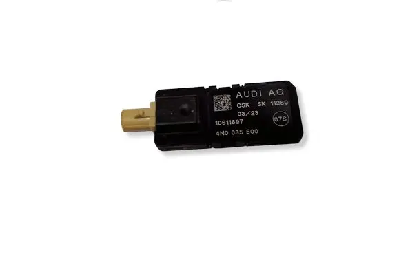 Audi A4 S4 B9 8W Aerial antenna amplifier 4N0035500