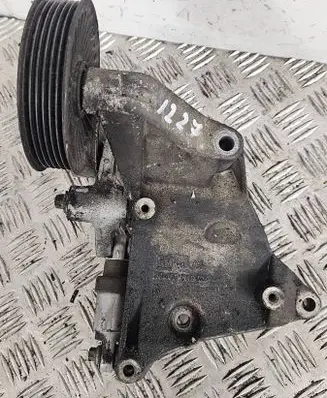Opel Zafira A A/C compressor mount bracket 24459840