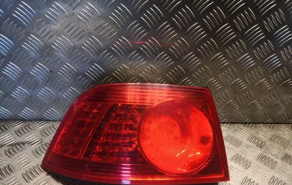 Rear/tail lights
