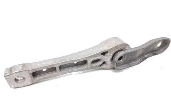 Volkswagen PASSAT B6 Engine mount bracket 3C0199855