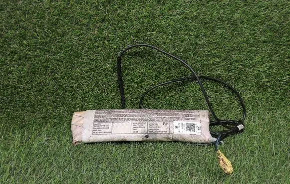Skoda Yeti (5L) Seat airbag 5L0880242B 2701114 005GN83S