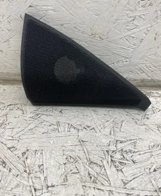 Mercedes-Benz C W204 Side speaker trim/cover A2047200248