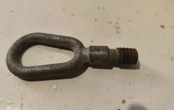 Volkswagen Touareg I Towing hook eye