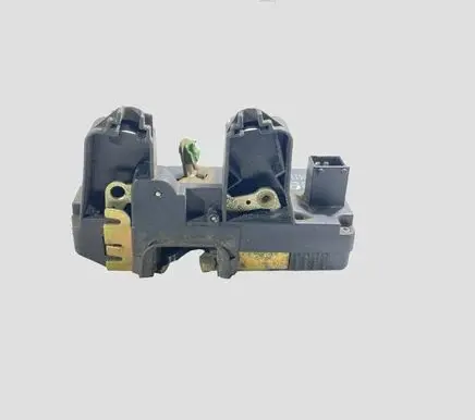 Opel Astra G Rear door lock 90561158