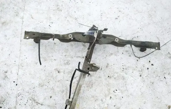 Toyota Avensis T250 Radiator support slam panel