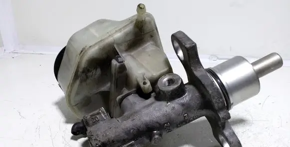 Opel Vectra C Master brake cylinder 320670701