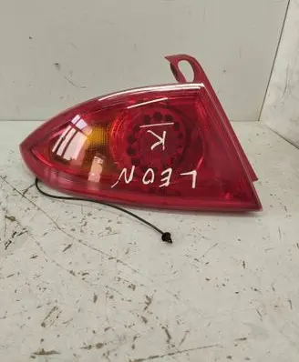 Rear/tail lights
