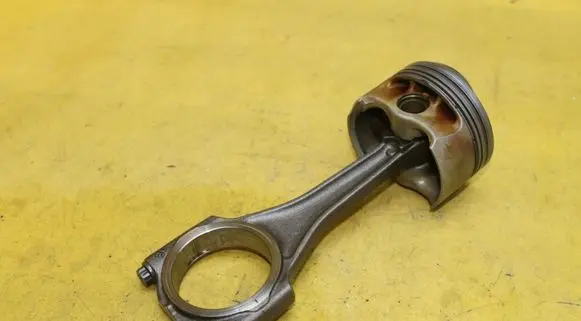 Audi A6 S6 C6 4F Piston with connecting rod 07L107104R