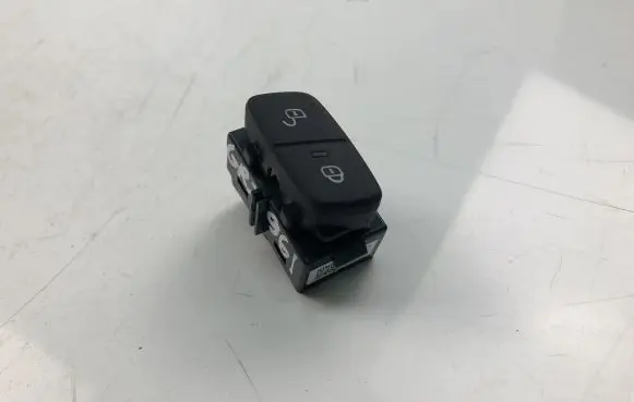 Volvo V60 Central locking switch button 31433410