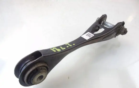 BMW i3 Rear control arm 6852269