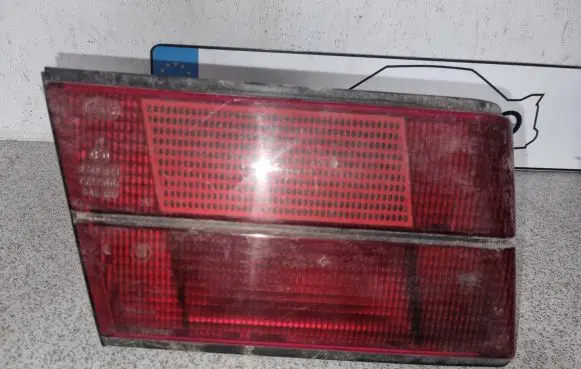 BMW 5 E34 Tailgate rear/tail lights 1384011