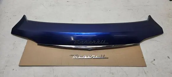 Maserati Levante Tailgate/trunk spoiler 670042733