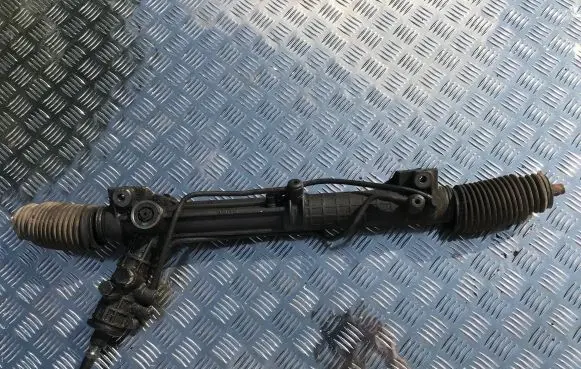 BMW 5 E39 Steering rack 1096026 7852955304