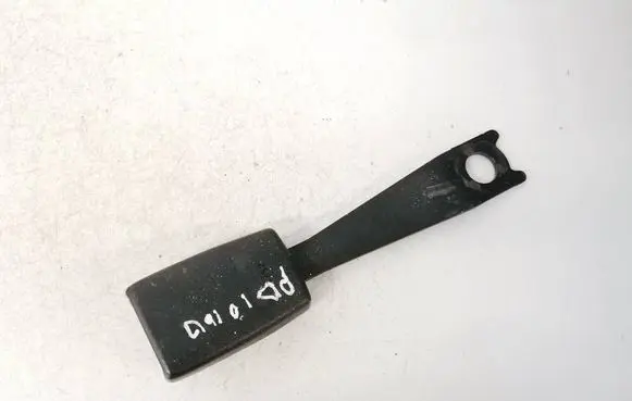 Toyota Corolla E120 E130 Front seatbelt buckle