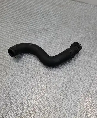 Land Rover Discovery 5 Engine coolant pipe/hose HPLA8260DB