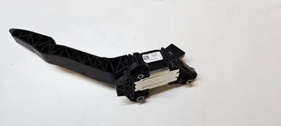 Jeep Grand Cherokee WL Accelerator throttle pedal 68360648AC