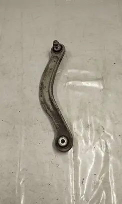 Mercedes-Benz C AMG W205 Rear control arm A20413