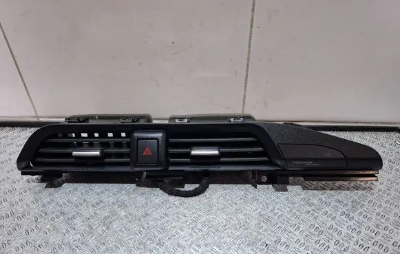 Nissan Micra K14 Dash center air vent grill 687515FA2A