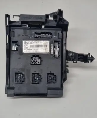Audi Q5 SQ5 Comfort/convenience module 8K0907063P 10030001 F005V00851