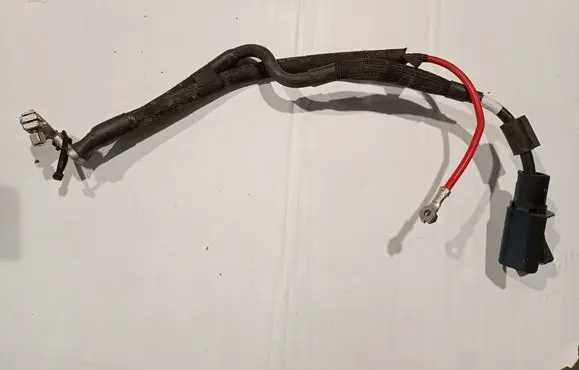 Volkswagen Golf V Positive cable (battery) 1K0971228A