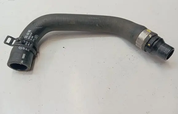 Mercedes-Benz GLE (W166 - C292) Engine coolant pipe/hose A1668304096