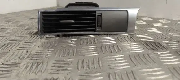 Audi A6 S6 C6 4F Dashboard side air vent grill/cover trim 4F1820073B