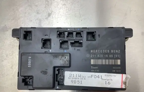 Mercedes-Benz E W211 Door control unit/module 2118201685 355556 8329275
