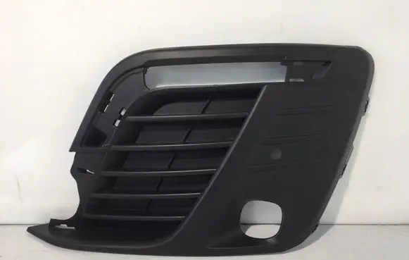 Peugeot Expert Front bumper lower grill