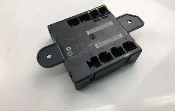 Jeep Grand Cherokee (WK) Other control units/modules P04602911AJ