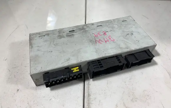 BMW 5 E39 Central body control module 61356932369