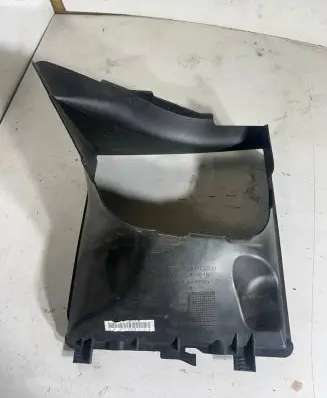 Porsche Macan (95B) Air intake duct part 95B117335M