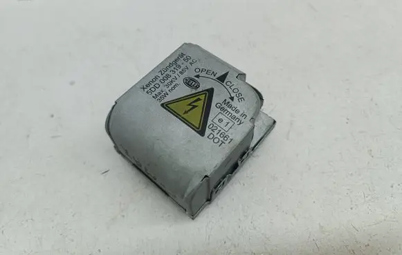 Ford Focus C-MAX Headlight ballast module Xenon 5DD00831950 5DD008319