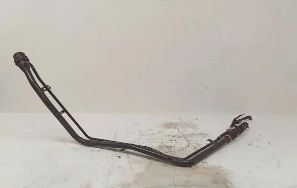 Fuel tank filler neck pipe