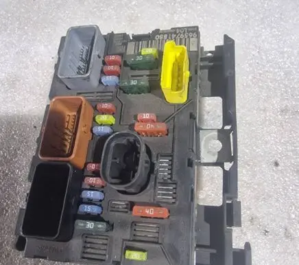 Peugeot 308 BSM Control unit 9659741880