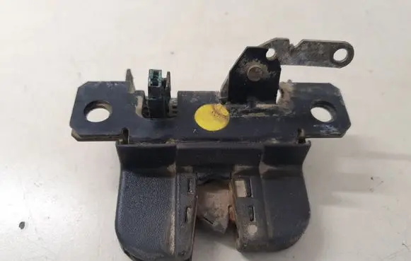 Volkswagen Transporter - Caravelle T5 Loading door lock 7H0827506A
