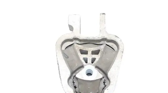 Ford Mondeo MK V Gearbox mount DS736P082AD