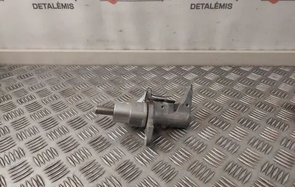 Audi A5 8T 8F Clutch master cylinder 