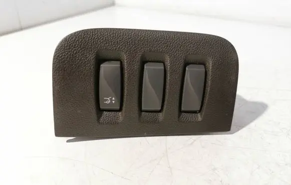 Renault Espace V (RFC) Tailgate opening switch 251631132R 917126189R