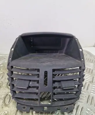 Peugeot 207 Dash center air vent grill 96724729ZD A1099881