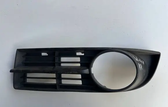 Volkswagen Touran I Front bumper lower grill 1T0853665A DNW13404