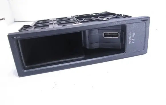 Volkswagen PASSAT B7 Head unit multimedia control 5N0035342G