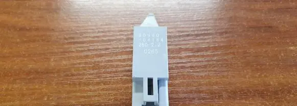 Lexus GS 300 350 430 450H Sensor 9098004184