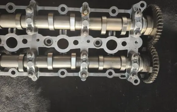 BMW 3 F30 F35 F31 Camshaft 7800044